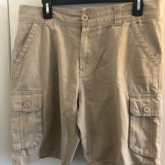 Mens 32 Tan Burnside cargo shorts - Picture 1 of 3